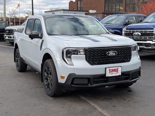 2025 Ford Maverick Lariat