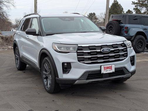 SPACE WHITE METALLIC 2026 Ford Explorer Active w/200A Pkg