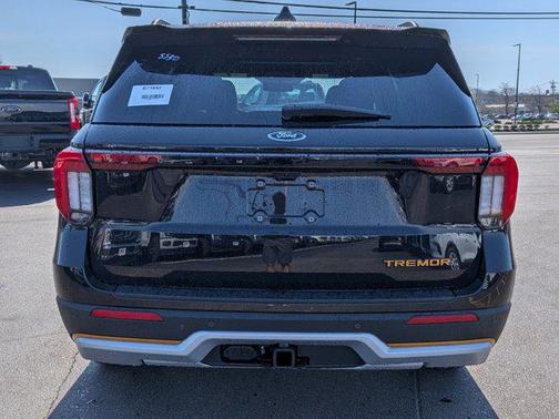 AGATE BLACK METALLIC 2026 Ford Explorer Tremor