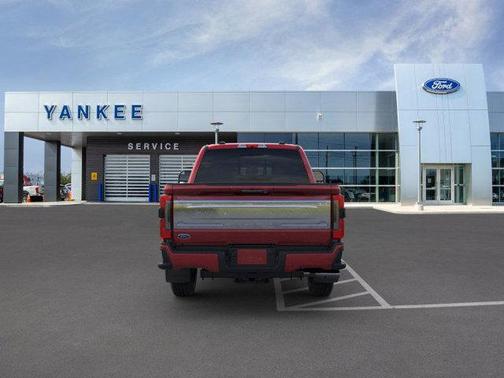 2025 Ford F-350 Platinum