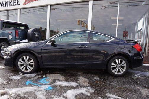 Crystal Black Pearl 2011 Honda Accord EX-L