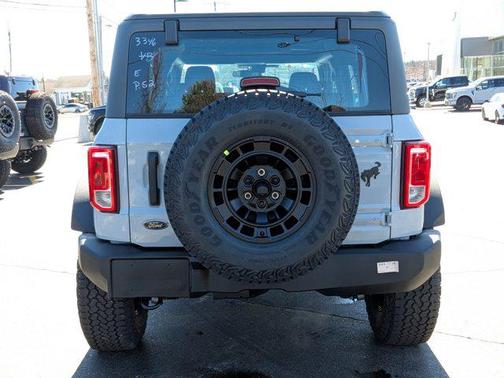 AVALANCHE GRAY 2026 Ford Bronco Base