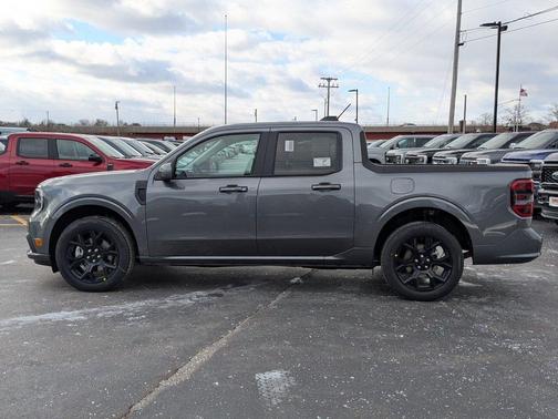 CARBONIZED GRAY METALLIC 2026 Ford Maverick Lobo Standard