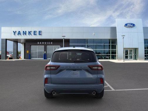 2025 Ford Escape ST-Line Elite