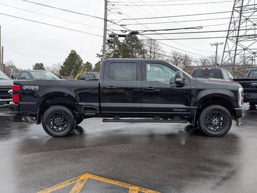 AGATE BLACK 2026 Ford F-350 Lariat