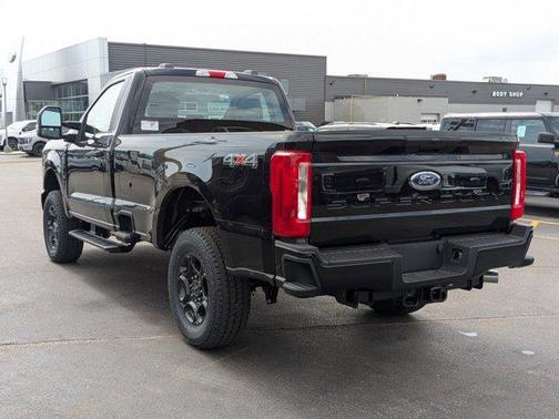 AGATE BLACK 2026 Ford F-250 XL