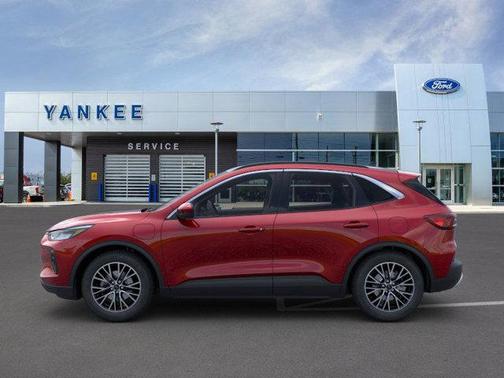 2025 Ford Escape Base