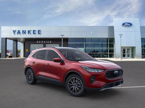 2025 Ford Escape Base