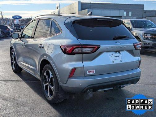 2023 Ford Escape ST-Line Select