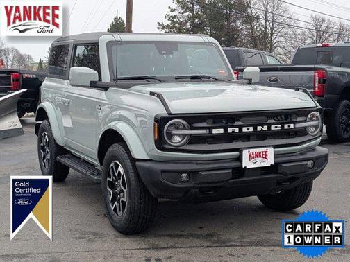 CACTUS GRAY 2023 Ford Bronco Outer Banks