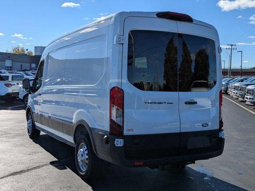 2026 Ford Transit-250 Base