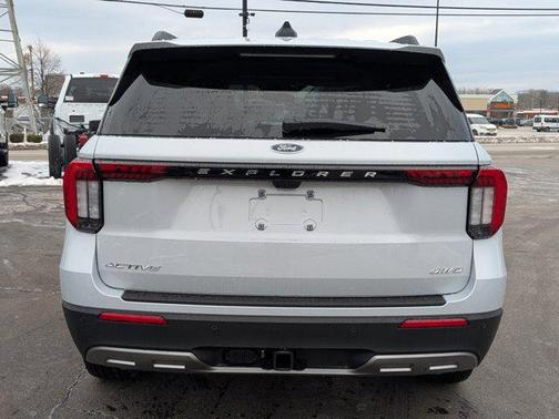 2026 Ford Explorer Active (100A)