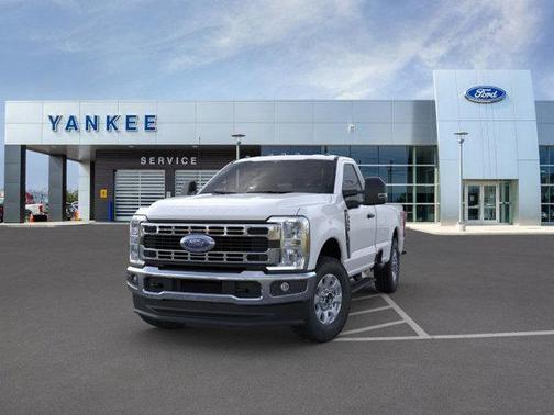 2025 Ford F-350 XLT