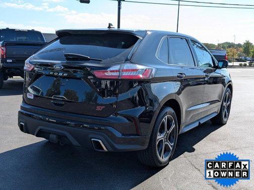 2022 Ford Edge ST
