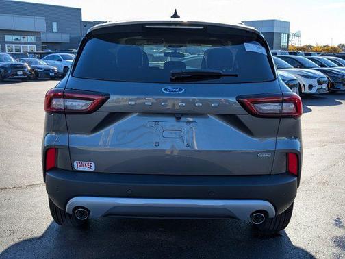 2026 Ford Escape PHEV Base