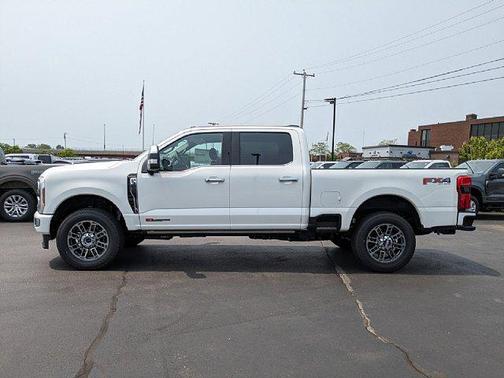 2025 Ford F-350 Platinum