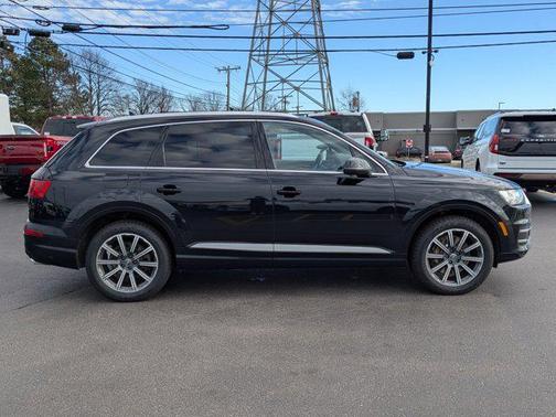 2017 Audi Q7 3.0T Premium