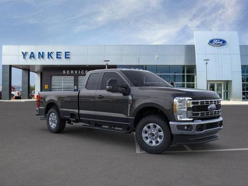 2025 Ford F-350 XLT