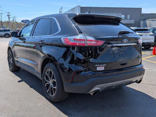 AGATE BLACK METALLIC 2020 Ford Edge SEL