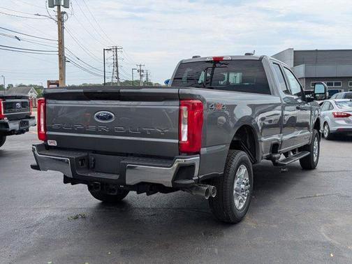 2025 Ford F-350 XLT