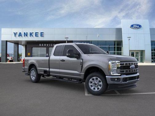 2025 Ford F-350 XLT