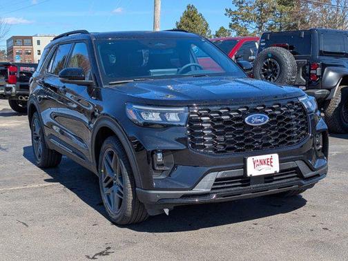 Agate Black Metallic 2026 Ford Explorer ST-Line