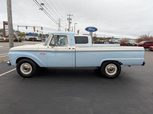 1966 Ford F-250 