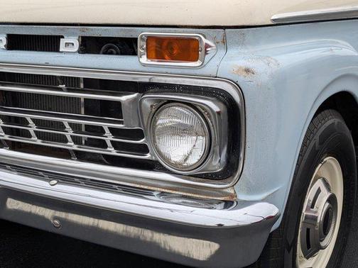 1966 Ford F-250 