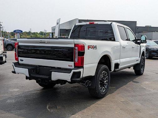 2025 Ford F-350 Platinum