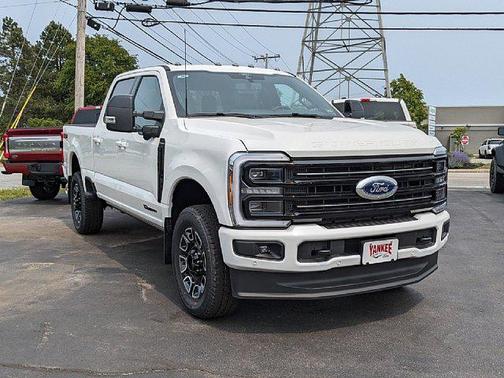 2025 Ford F-350 Platinum