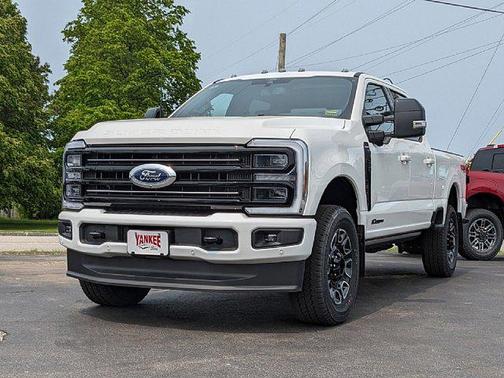 2025 Ford F-350 Platinum
