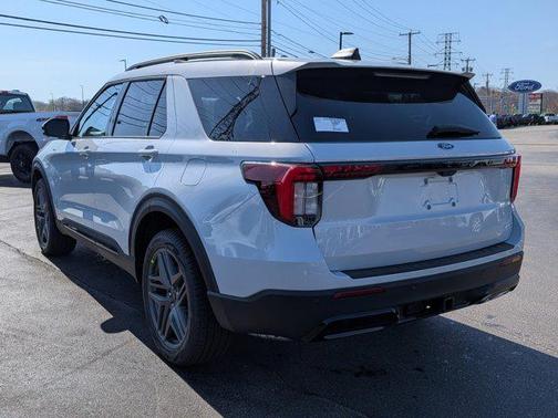Space White Metallic 2026 Ford Explorer ST-Line