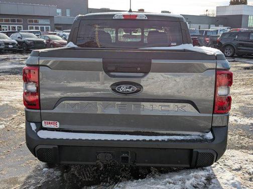 CARBONIZED GRAY METALLIC 2026 Ford Maverick Lariat