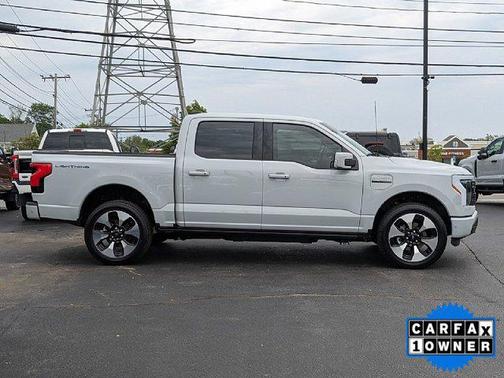 2023 Ford F-150 Lightning Platinum