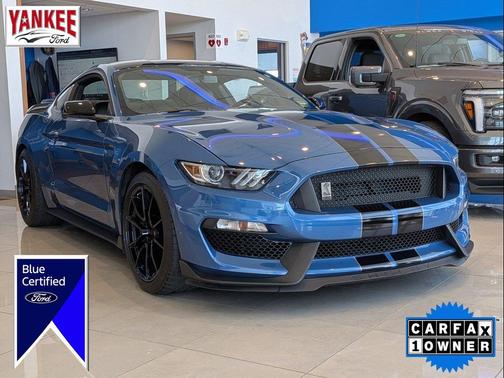 FORD PERFORMANCE BLUE 2020 Ford Shelby GT350 Base