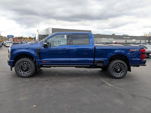 2026 Ford F-350 Platinum