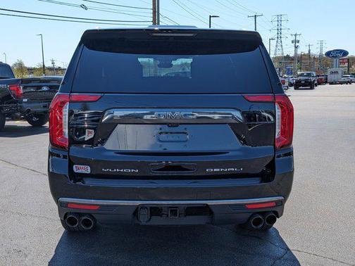 2023 GMC Yukon Denali Ultimate