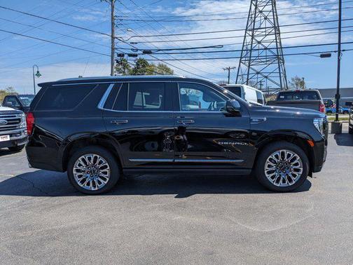 2023 GMC Yukon Denali Ultimate