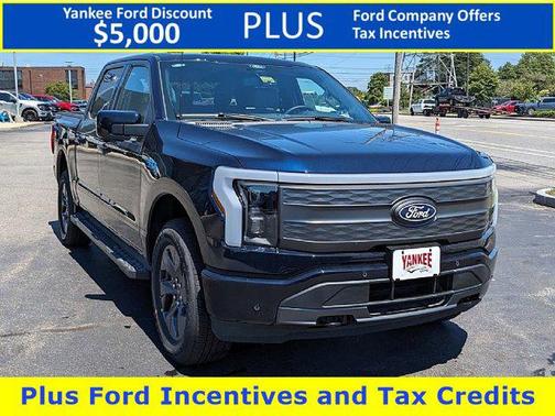 2025 Ford F-150 Lightning LARIAT