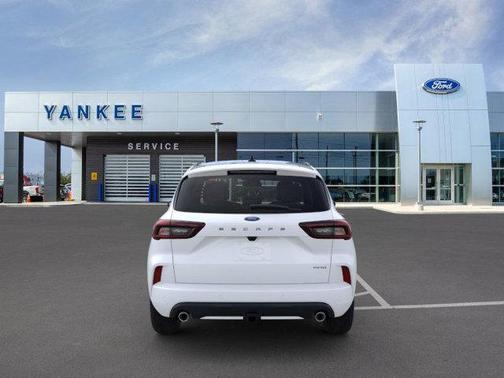 2025 Ford Escape ST-Line Elite