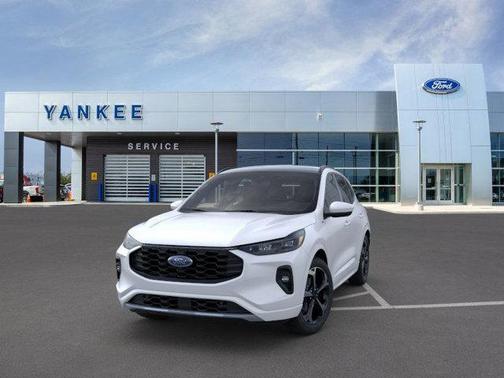 2025 Ford Escape ST-Line Elite