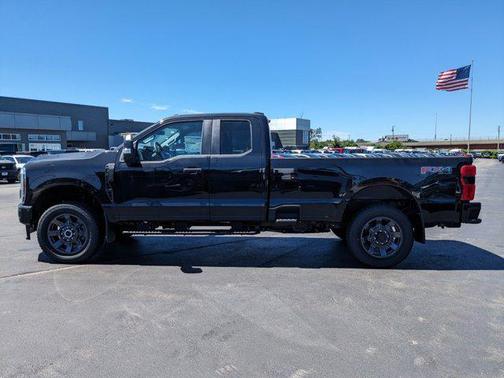 2025 Ford F-250 XL