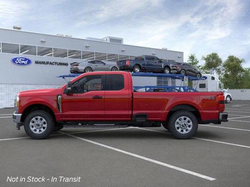 2025 Ford F-350 XLT