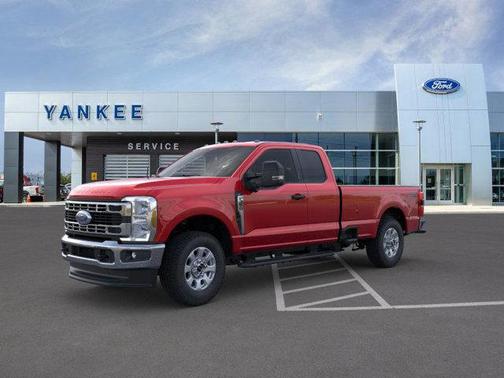 2025 Ford F-350 XLT
