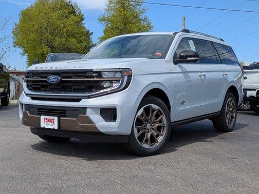 SPACE SILVER METALLIC 2026 Ford Expedition King Ranch