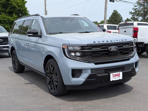GLACIER GRAY MET TRI-COAT 2026 Ford Expedition Max Platinum