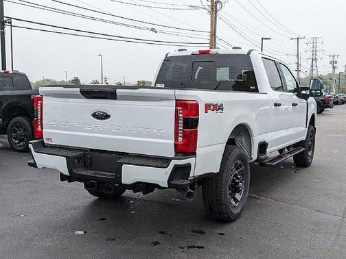 2025 Ford F-250 XL