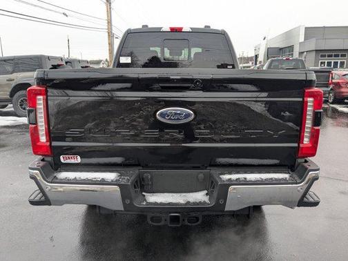 2026 Ford F-350 Lariat