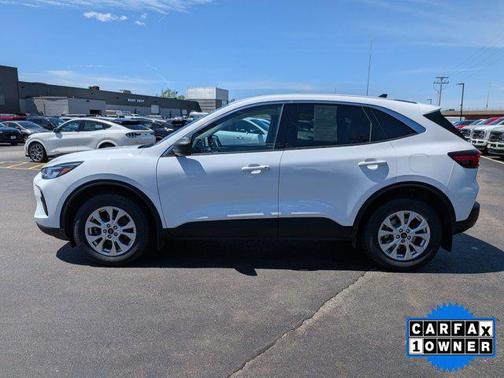 OXFORD WHITE 2023 Ford Escape Active