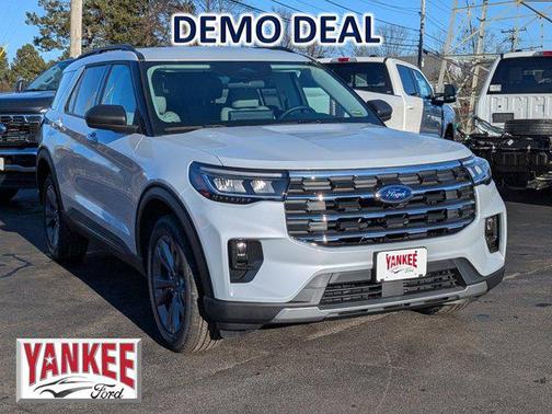 2026 Ford Explorer Active w/200A Pkg